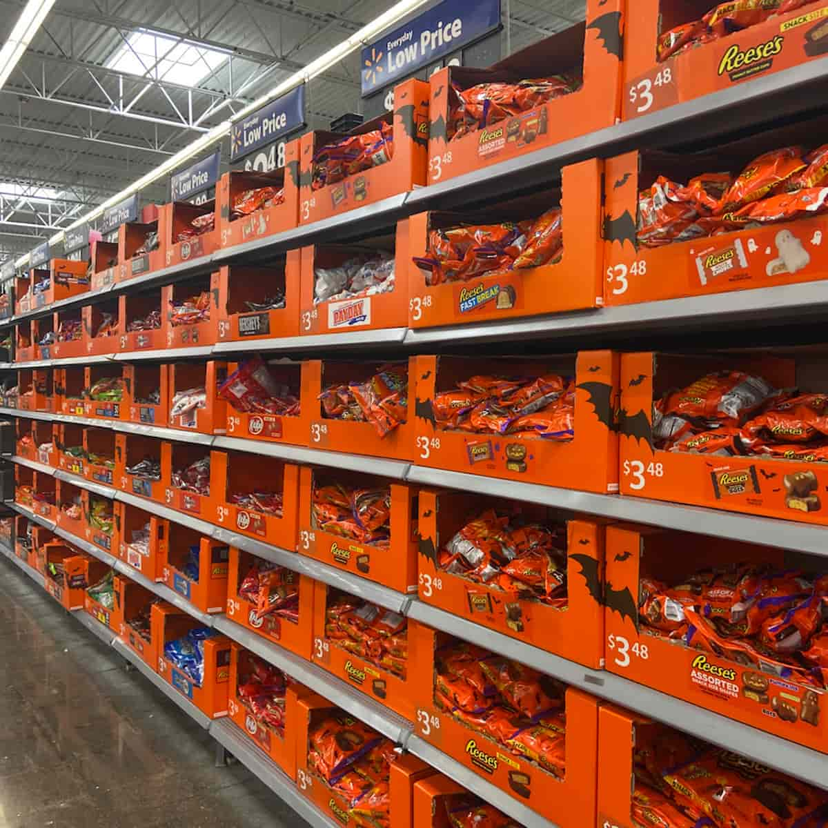 When Does Walmart Get Halloween Stuff Decor, Costumes & More